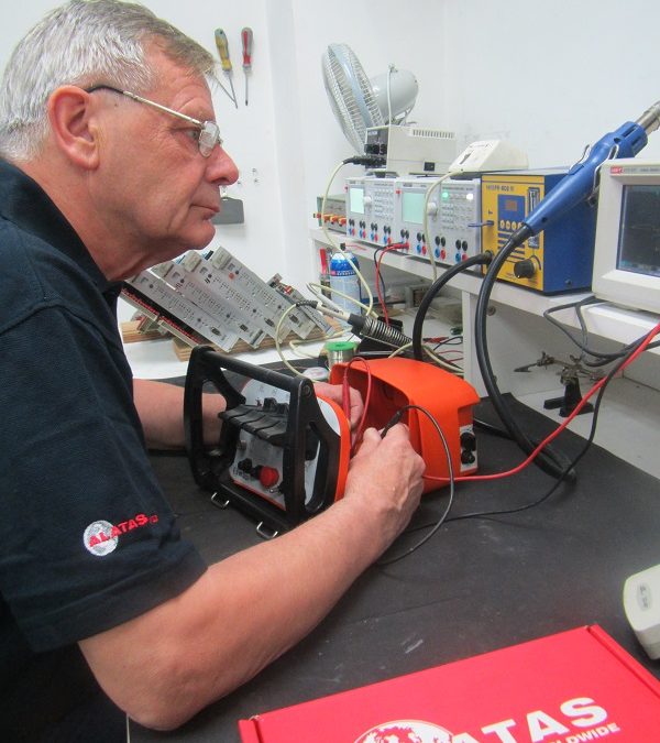 Bench test for radio remote control